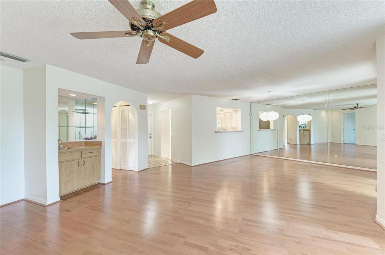 6101 34th Street W, Unit 20B, Bradenton, FL 34210 Photo