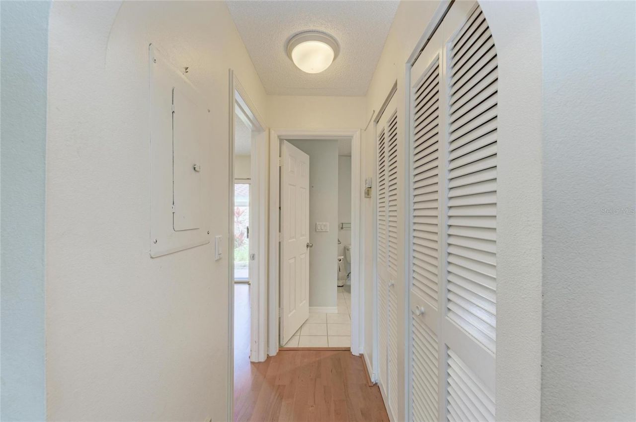 6101 34th Street W, Unit 20B, Bradenton, FL 34210 Photo