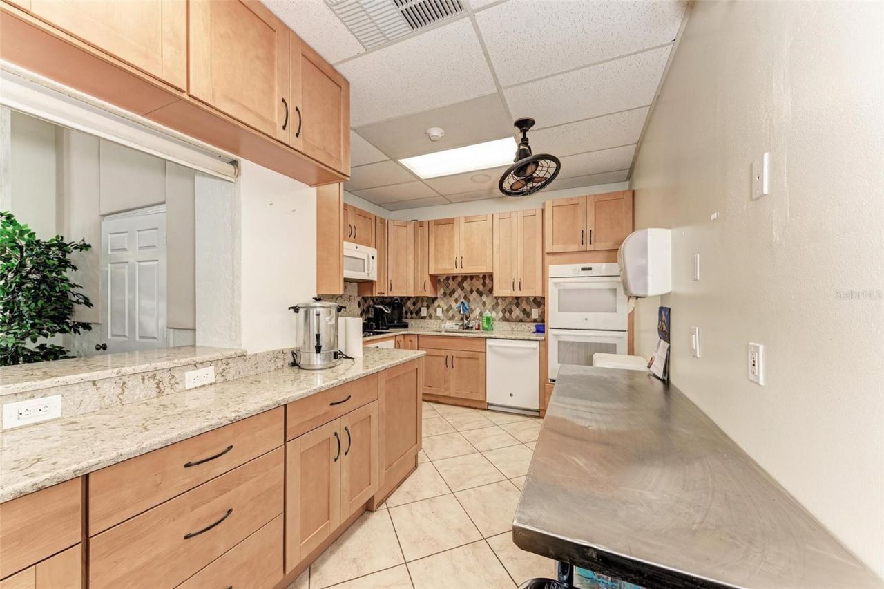 6101 34th Street W, Unit 20B, Bradenton, FL 34210 Photo