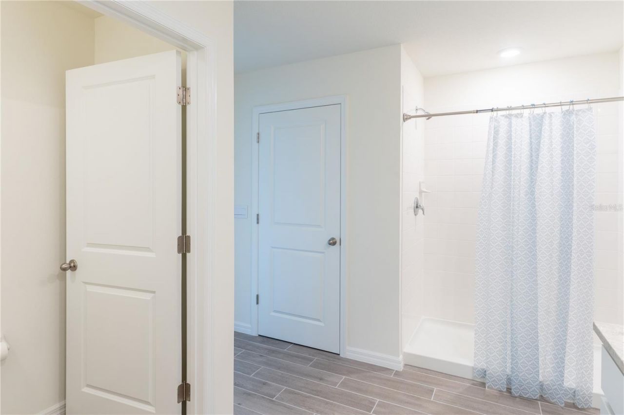 4807 SW 51st Drive, Gainesville, FL 32608 Photo