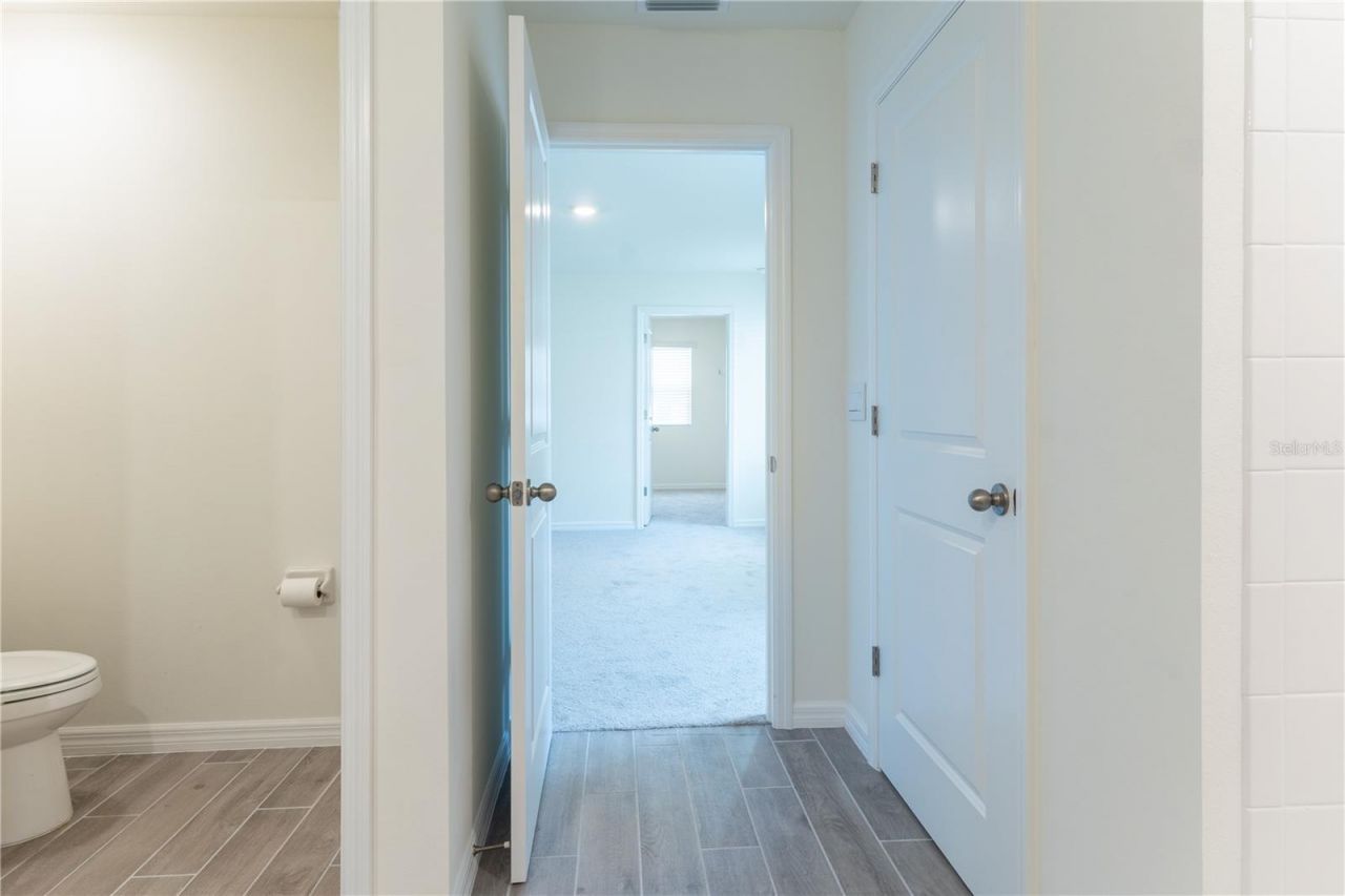 4807 SW 51st Drive, Gainesville, FL 32608 Photo