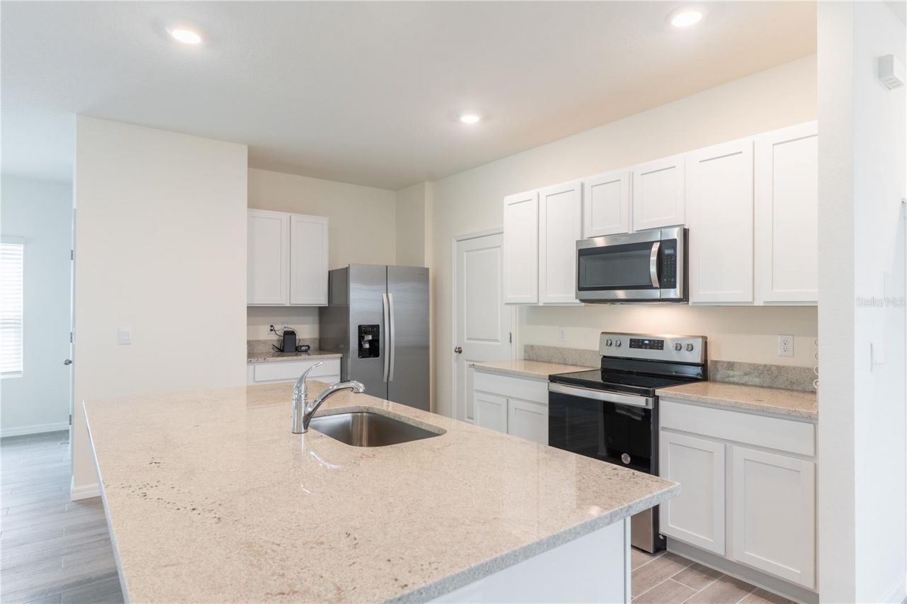 4807 SW 51st Drive, Gainesville, FL 32608 Photo