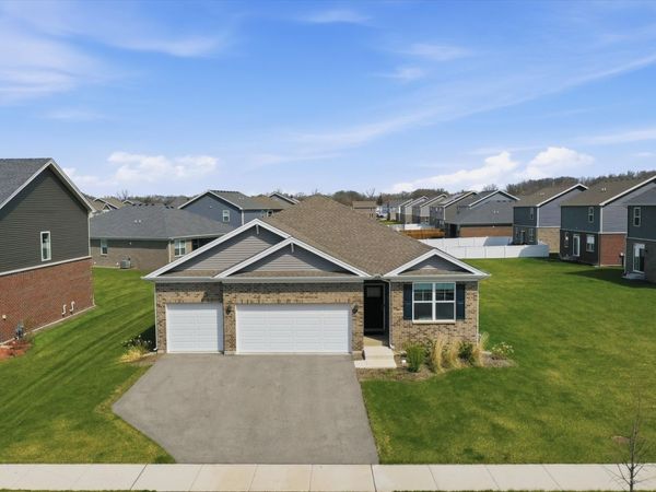 6208 Longford Lane, Tinley Park, IL 60477