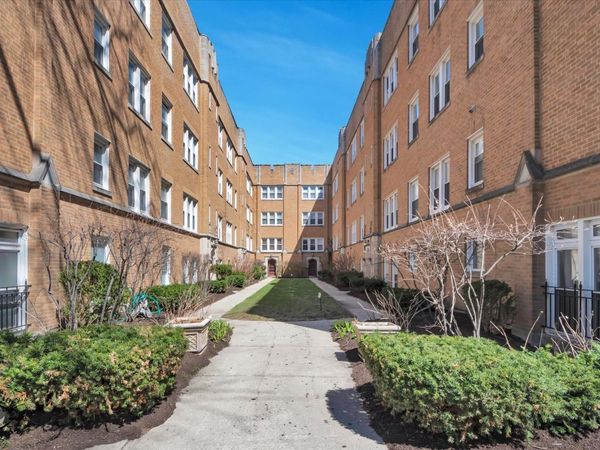 2537 Prairie Avenue , Unit 2E, Evanston, IL 60201