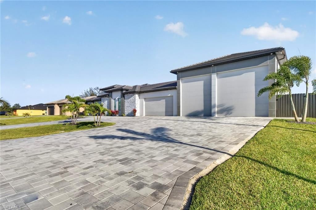 3224 NW 21st St, Cape Coral, FL 33993 Photo