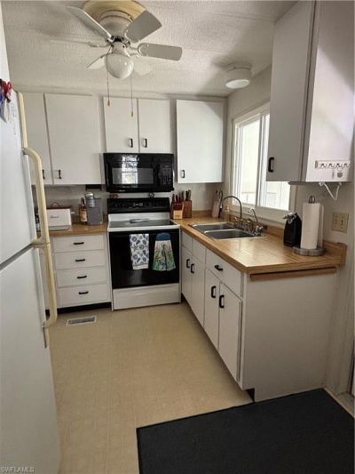 207 Harvest Ln, North Fort Myers, FL 33917 Photo