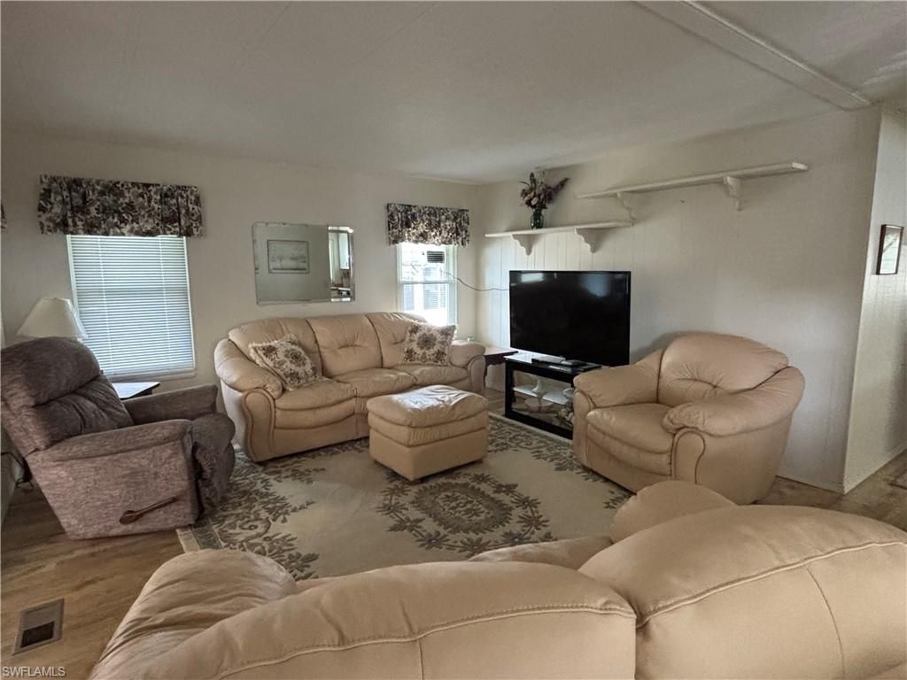 207 Harvest Ln, North Fort Myers, FL 33917 Photo