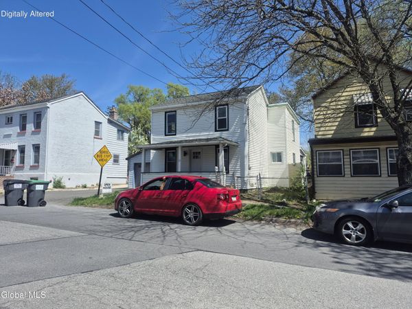 131 W Bridge Street, Saugerties, NY 12477