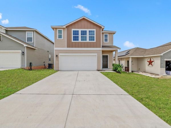 241 Night Riders WAY, Jarrell, TX 76537