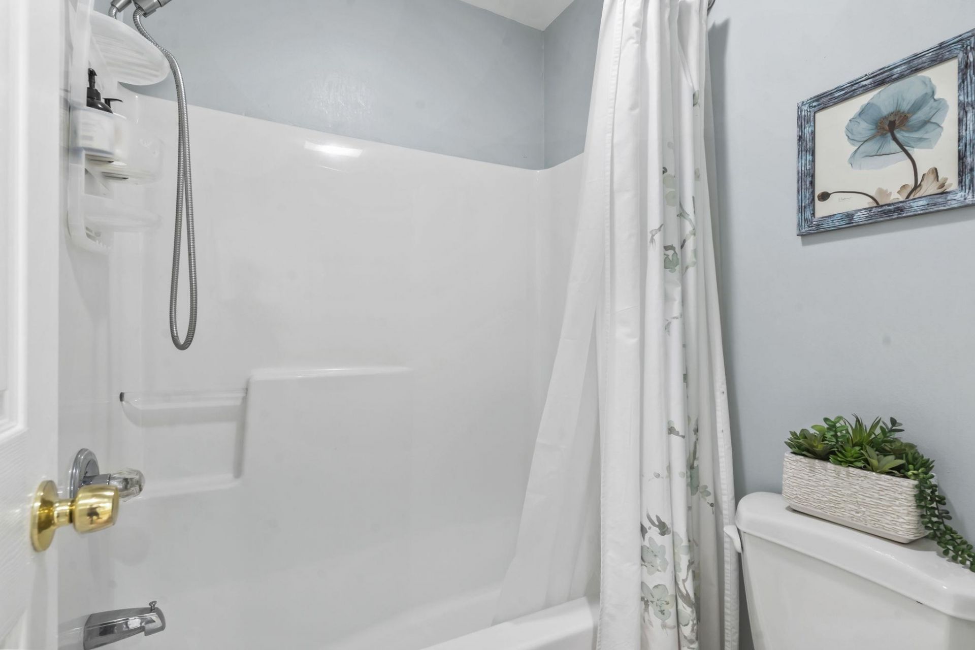 300 Shorehaven Dr. Photo 22