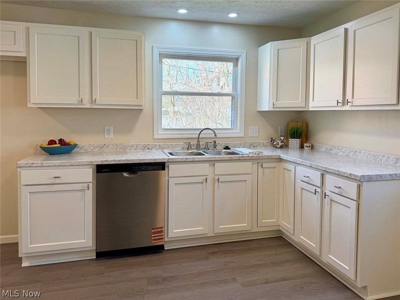 624 E College Street, Alliance, OH 44601 Photo 11