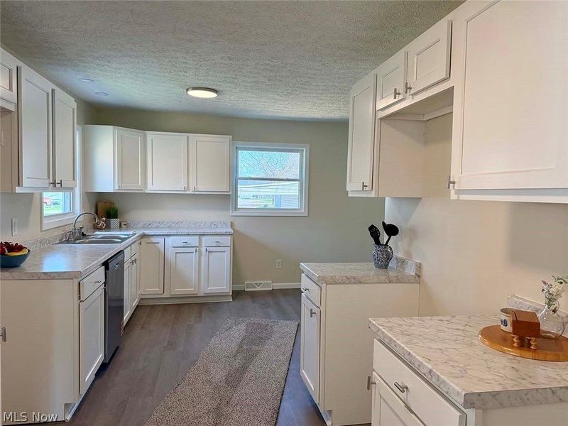 624 E College Street, Alliance, OH 44601 Photo 14