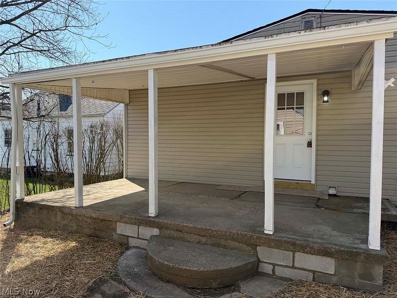 624 E College Street, Alliance, OH 44601 Photo 5