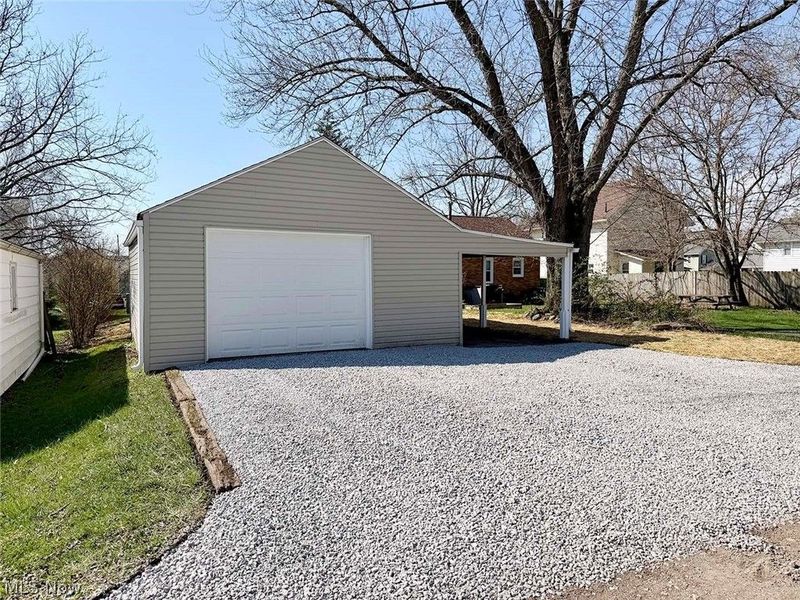 624 E College Street, Alliance, OH 44601 Photo 8