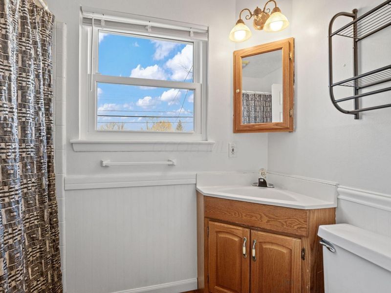 1172 Matthias Drive , Columbus, OH 43224 Photo 19