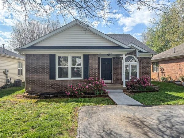 1635 Pleasant Way , Bowling Green, KY 42104