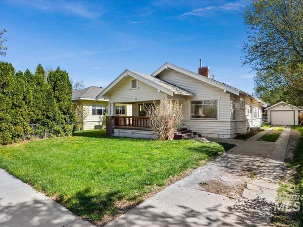 230 7th Ave N, Twin Falls, ID 83301