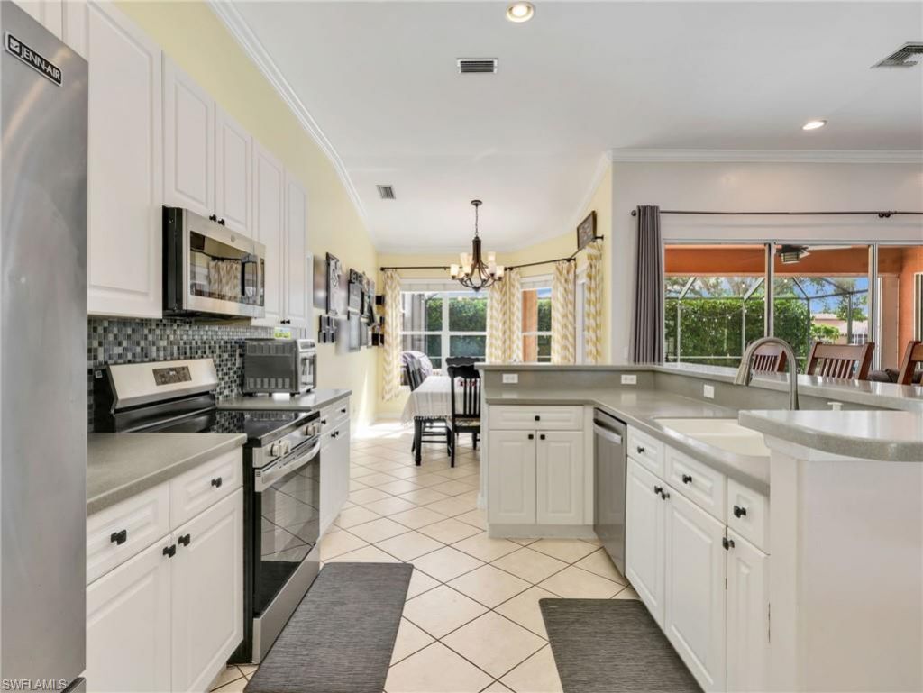14484 Jekyll Island Ct, Naples, FL 34119 Photo