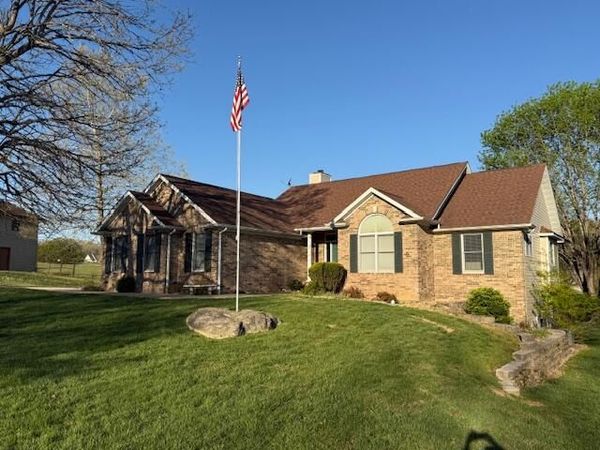 705 E Pamela Drive, West Plains, MO 65775