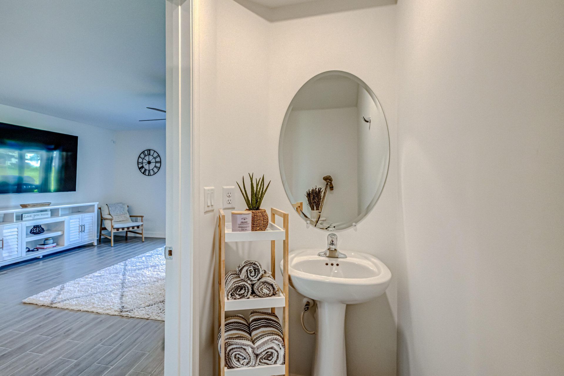 5007 Woods Edge Circle, Riviera Beach, FL 33410 Photo