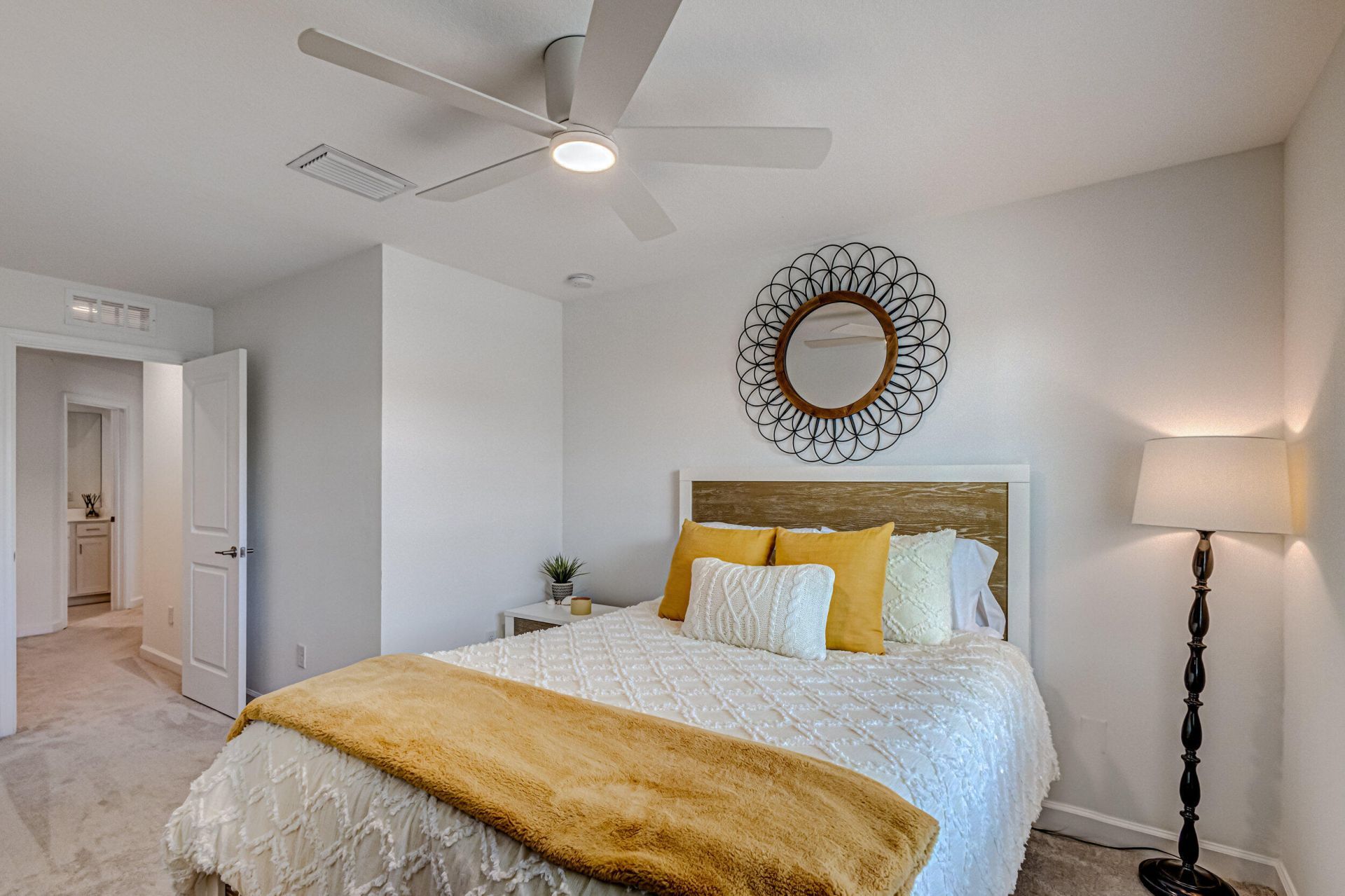 5007 Woods Edge Circle, Riviera Beach, FL 33410 Photo