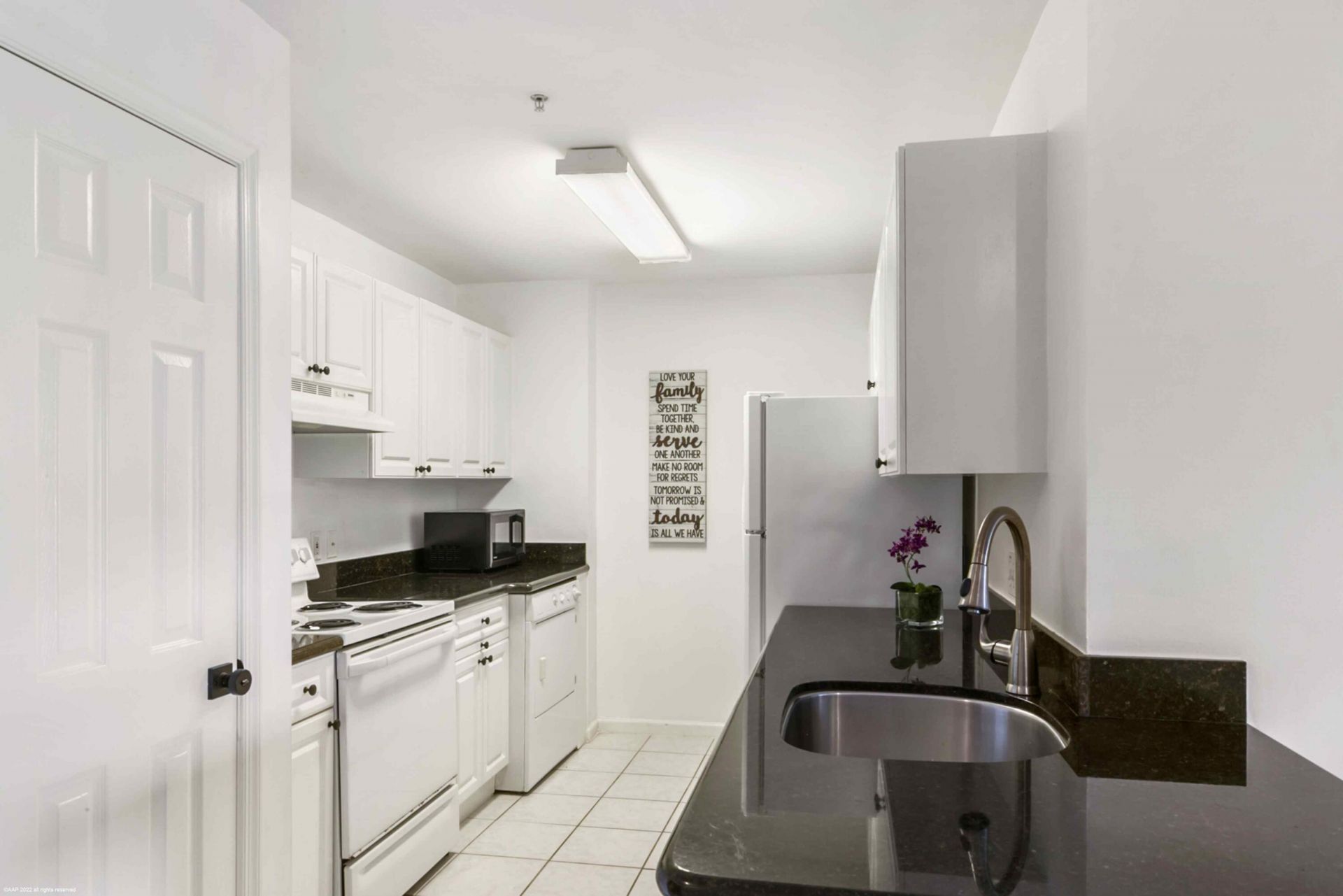 2040 Greenview Shores Boulevard, Unit 203, Wellington, FL 33414 Photo