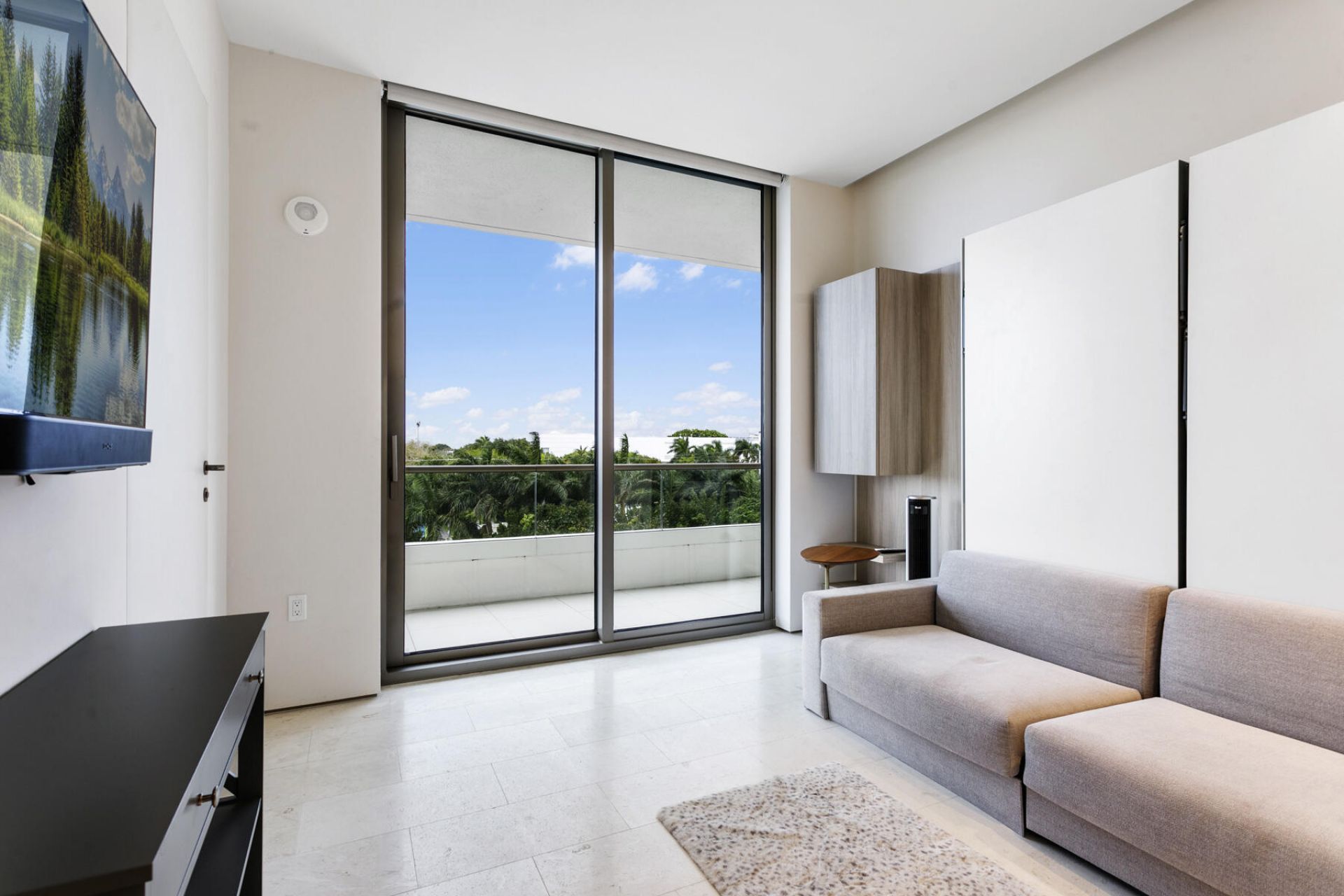 200 Arkona Court, Unit 402, West Palm Beach, FL 33401 Photo