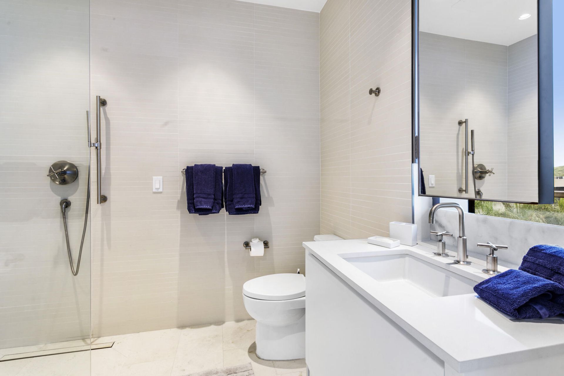 200 Arkona Court, Unit 402, West Palm Beach, FL 33401 Photo