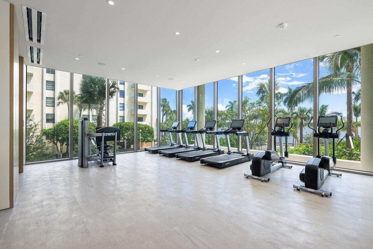 200 Arkona Court, Unit 402, West Palm Beach, FL 33401 Photo