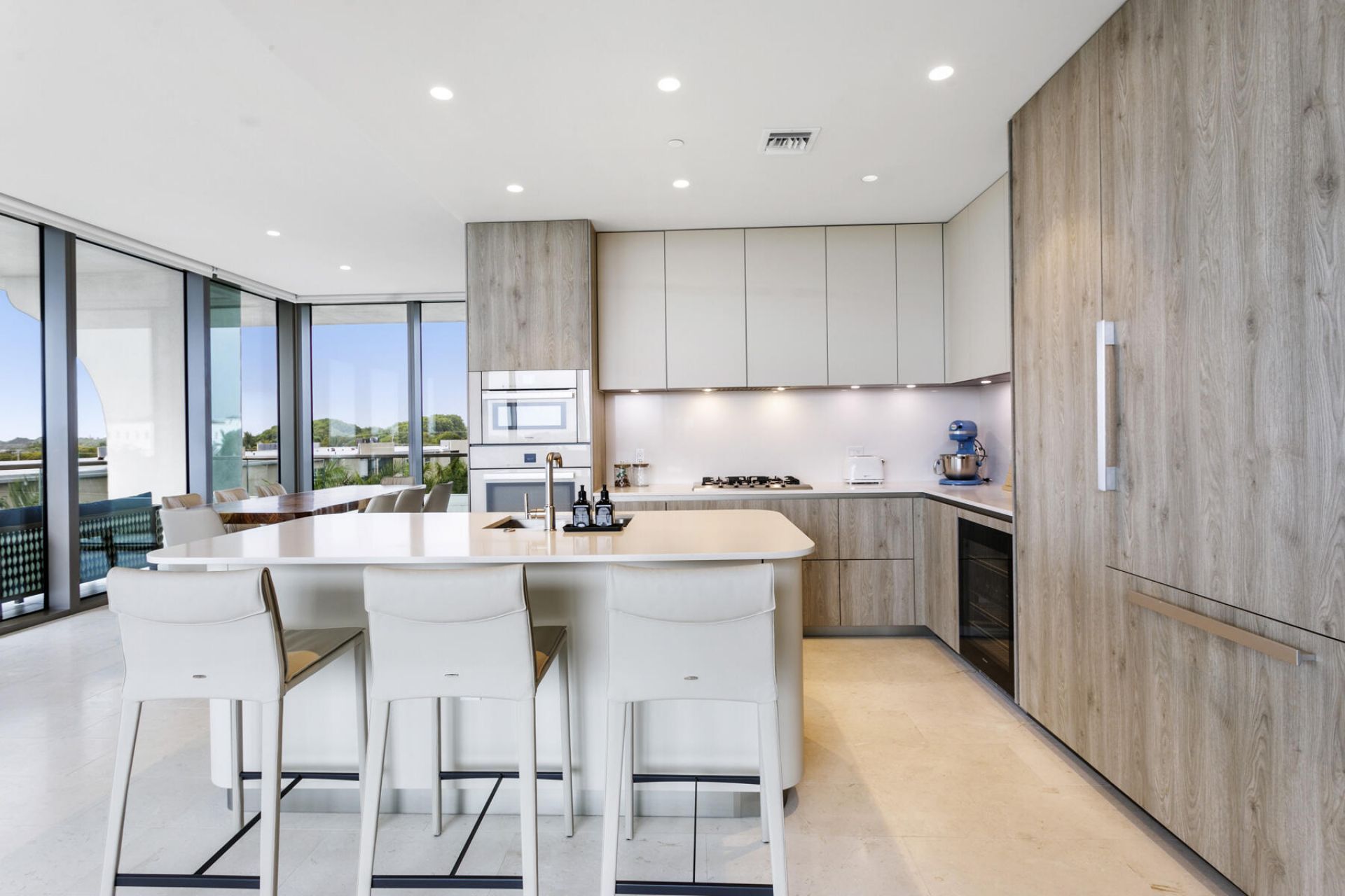 200 Arkona Court, Unit 402, West Palm Beach, FL 33401 Photo