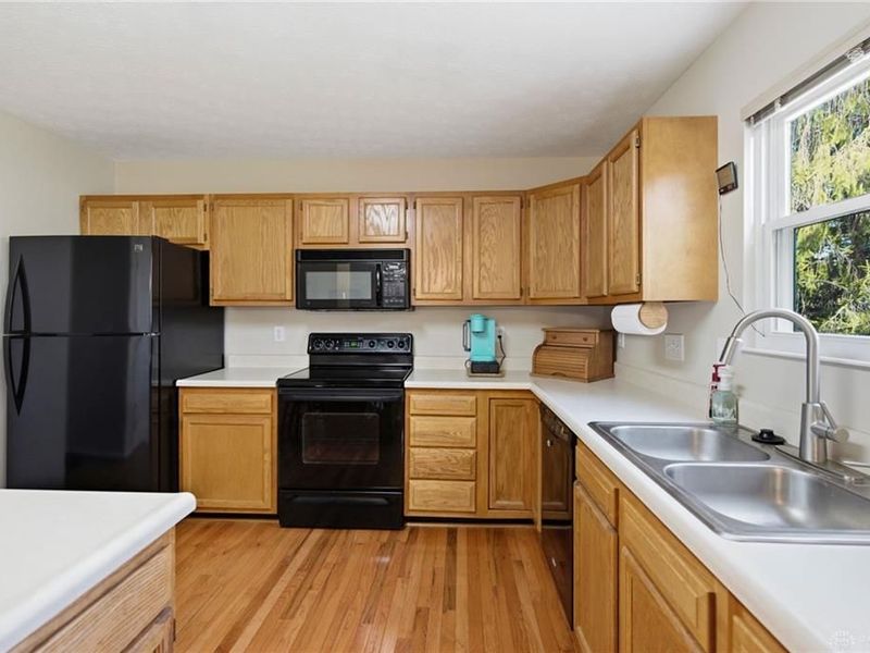 8080 Kings Court, Maineville, OH 45039 Photo 22