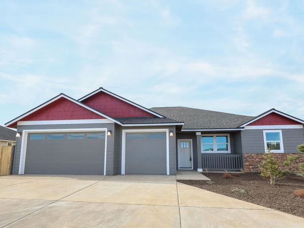 3855 SW Antelope Way, Unit Lot 50, Redmond, OR 97756