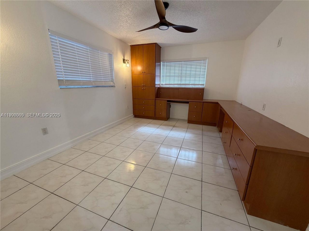 2565 W 56th St, Unit 101, Hialeah, FL 33016 Photo