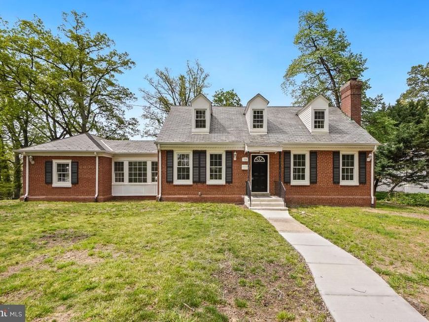 7004 40th Avenue, Hyattsville, MD 20782 Main Photo