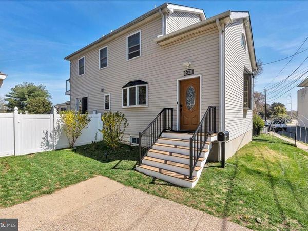 33 RAILROAD AVENUE, BELLMAWR, NJ 08031
