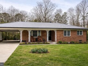 905 LUNA LAKE ROAD, DANVILLE, VA 24541