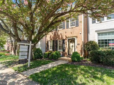 6724 MELROSE DRIVE, MCLEAN, VA 22101