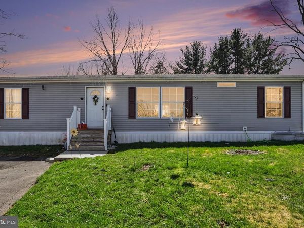 4 GASLIGHT PLACE , QUAKERTOWN, PA 18951