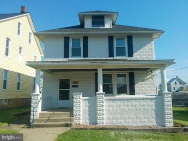 210 5TH AVENUE , BURNHAM, PA 17009