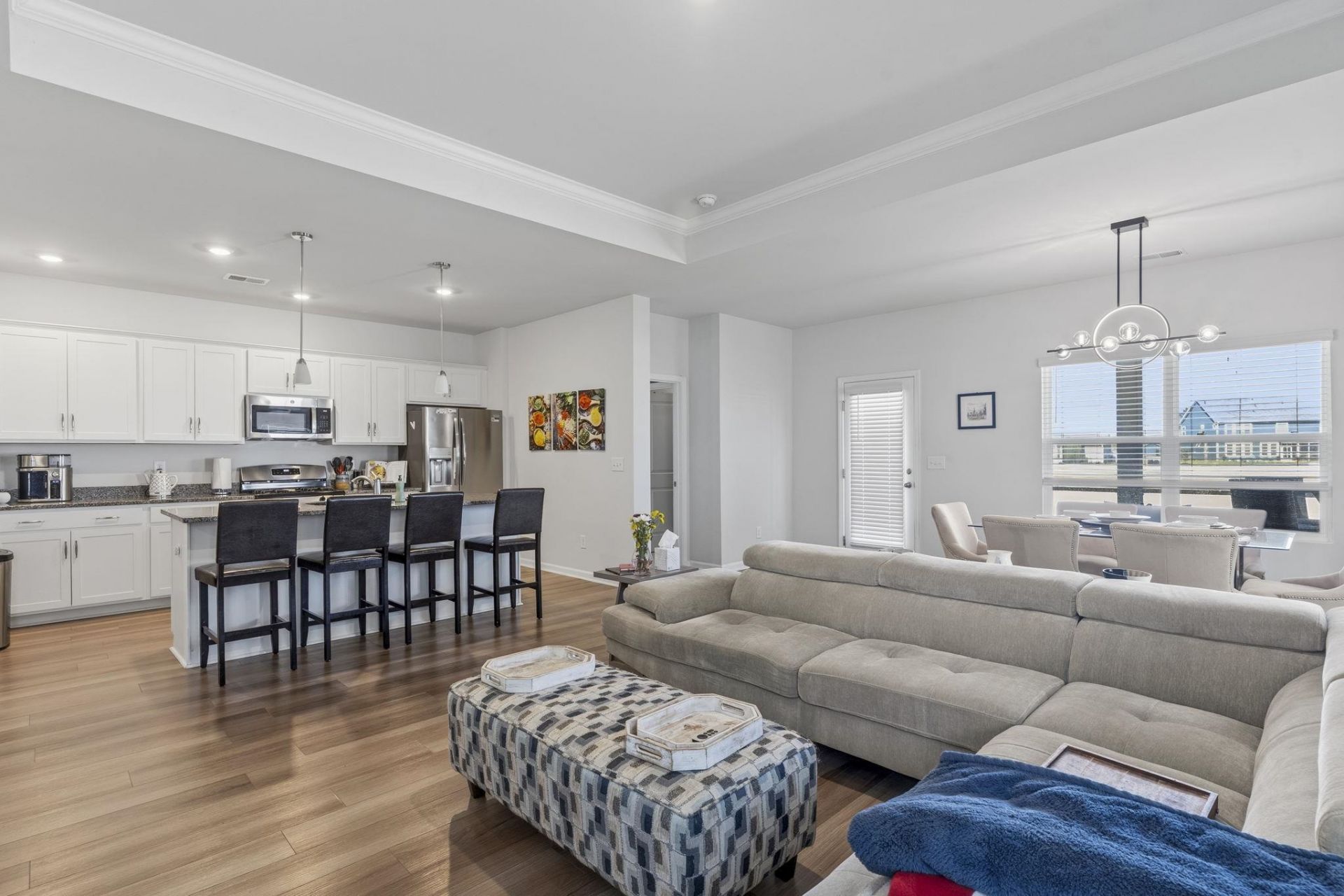 1435 Bellaria Way  Photo 11