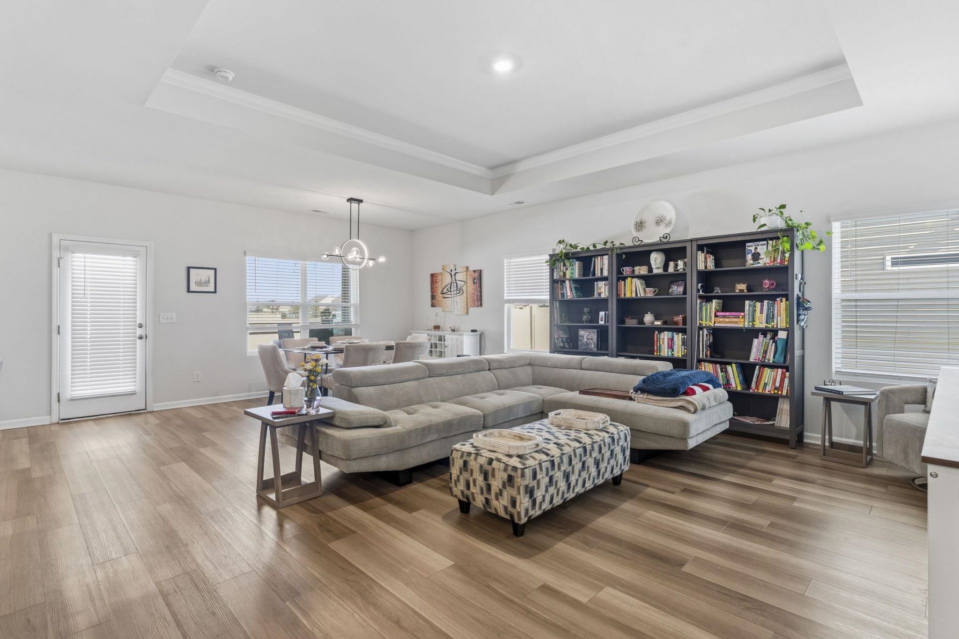 1435 Bellaria Way  Photo 12