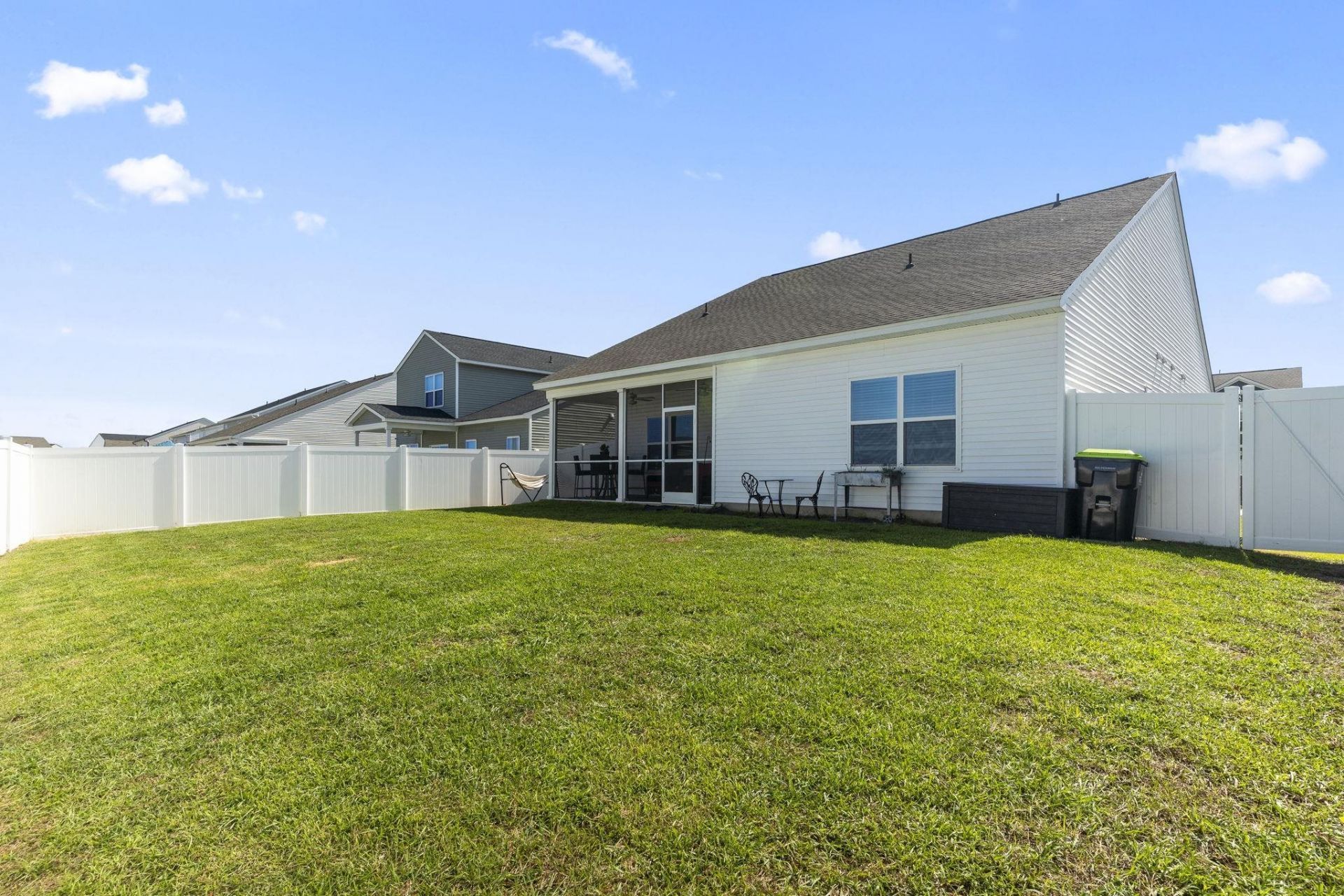 1435 Bellaria Way Photo 30