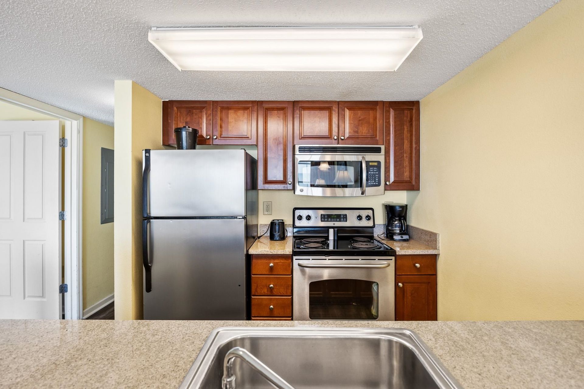 5300 N Ocean Blvd.  Photo 19