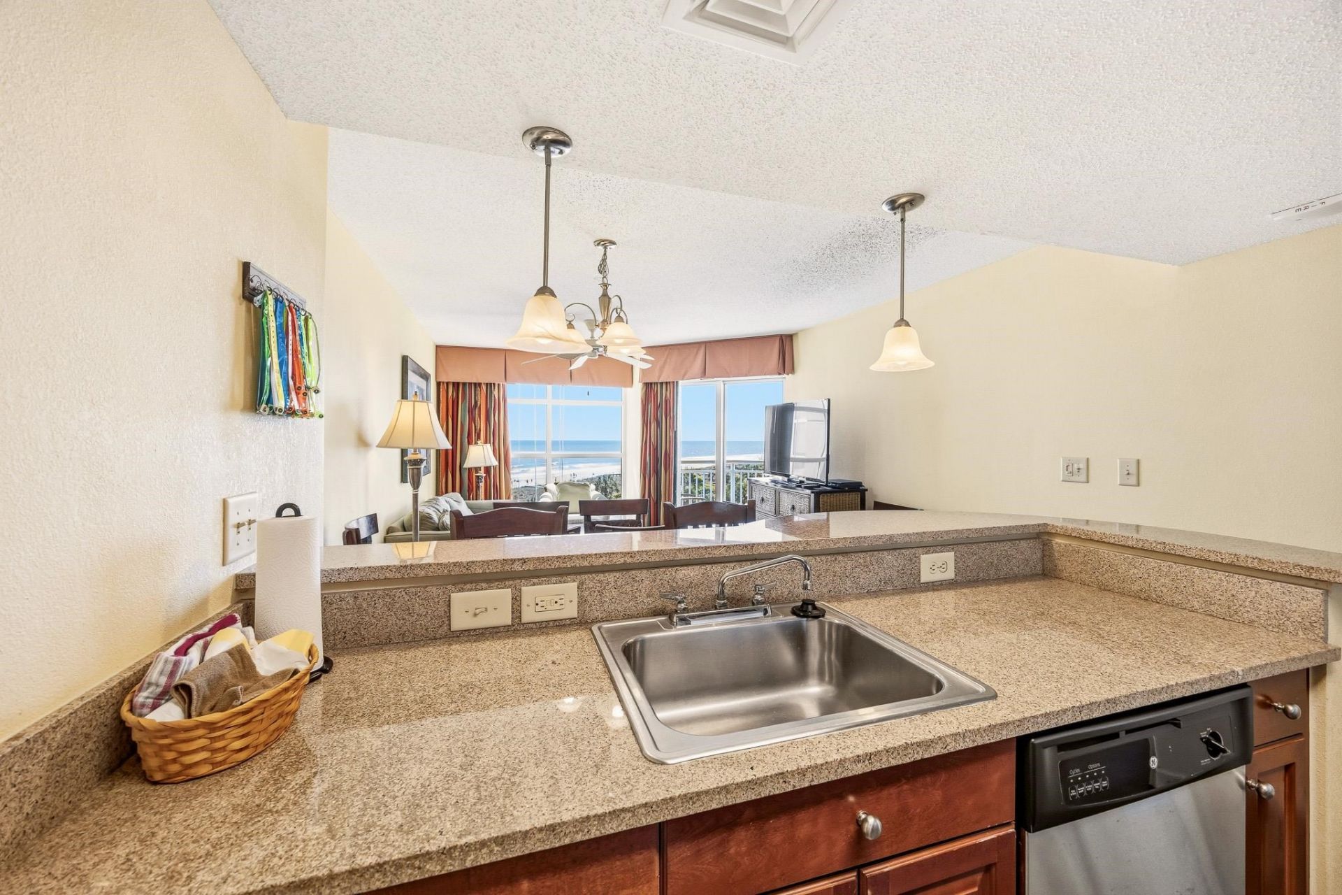 5300 N Ocean Blvd.  Photo 20