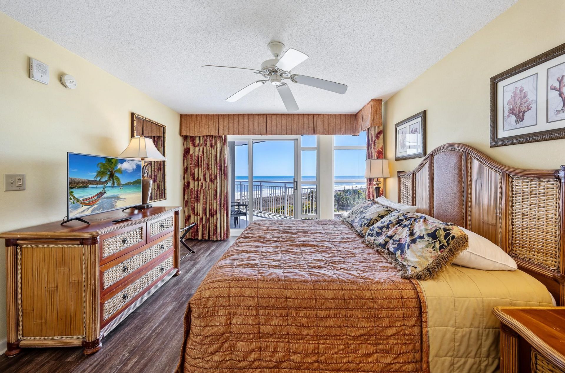 5300 N Ocean Blvd.  Photo 22