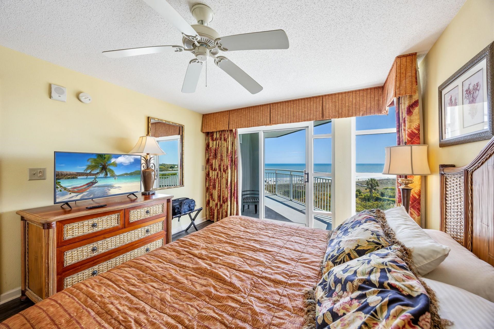 5300 N Ocean Blvd.  Photo 23