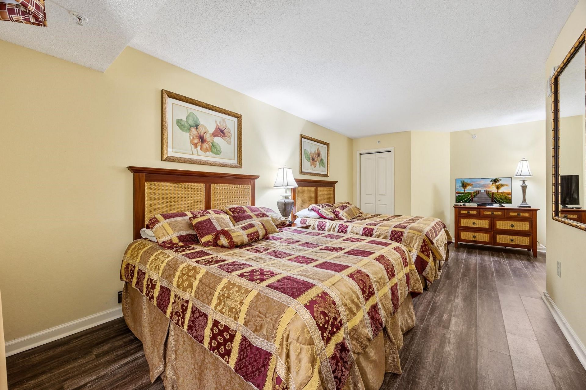 5300 N Ocean Blvd.  Photo 32