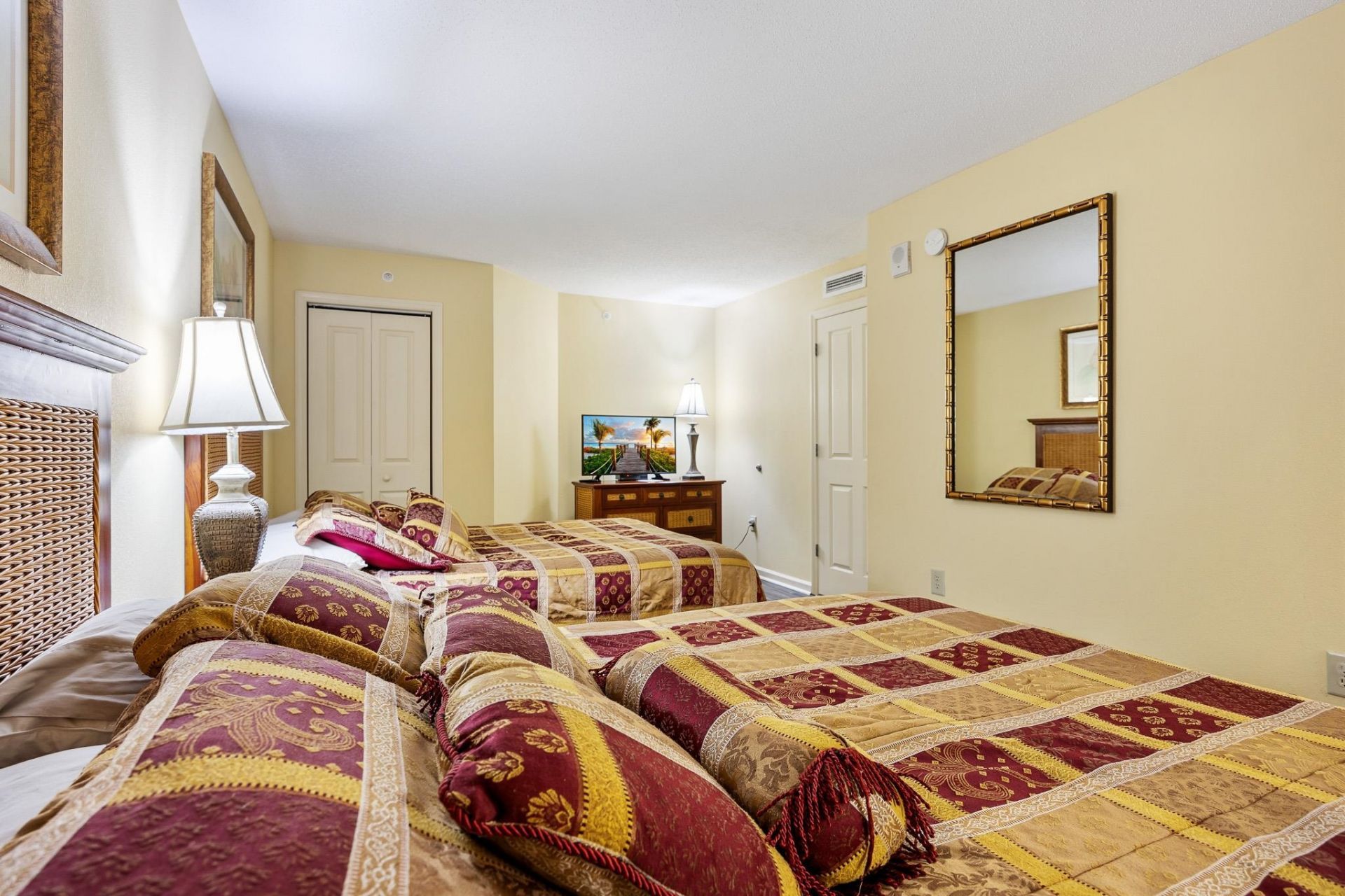 5300 N Ocean Blvd.  Photo 33