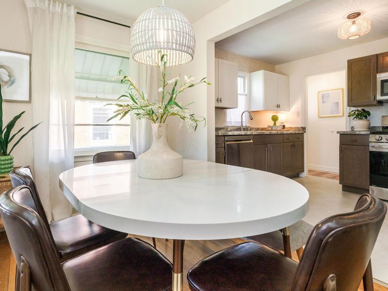 140 E Beechwold Boulevard , Columbus, OH 43214 Photo 11