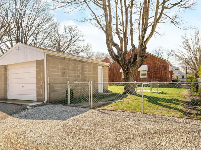 140 E Beechwold Boulevard , Columbus, OH 43214 Photo 27